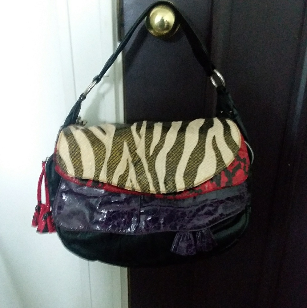 NWT NICOLE LEE SNAKE ZIP HOBO UNIQUE BAG